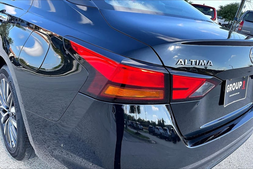 2025 Nissan Altima - Image 29