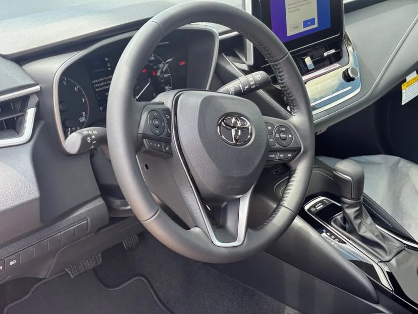 2026 Toyota Corolla Hatchback - Image 7