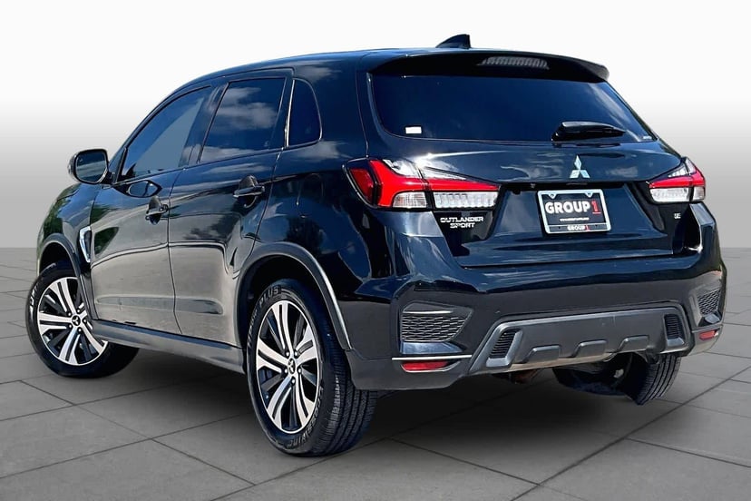 2021 Mitsubishi Outlander Sport - Image 12