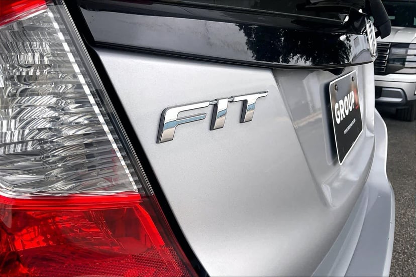 2016 Honda Fit - Image 10