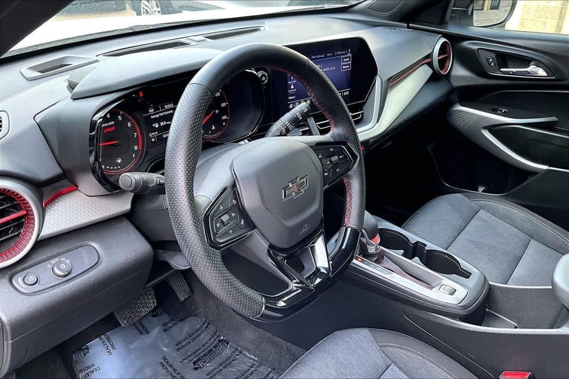 2024 Chevrolet Trax - Image 18