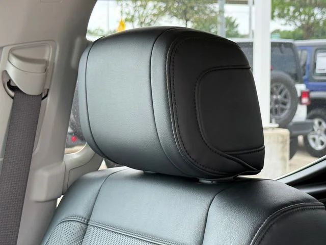 2022 Toyota Tundra - Image 16