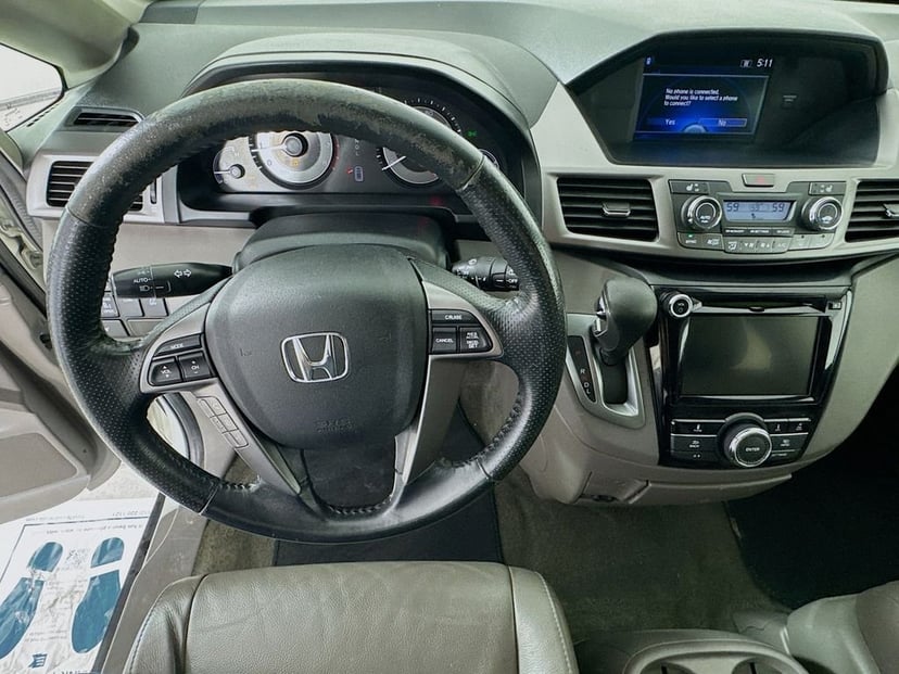 2015 Honda Odyssey - Image 12