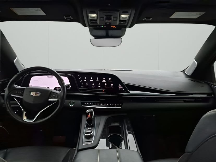2021 Cadillac Escalade - Image 25