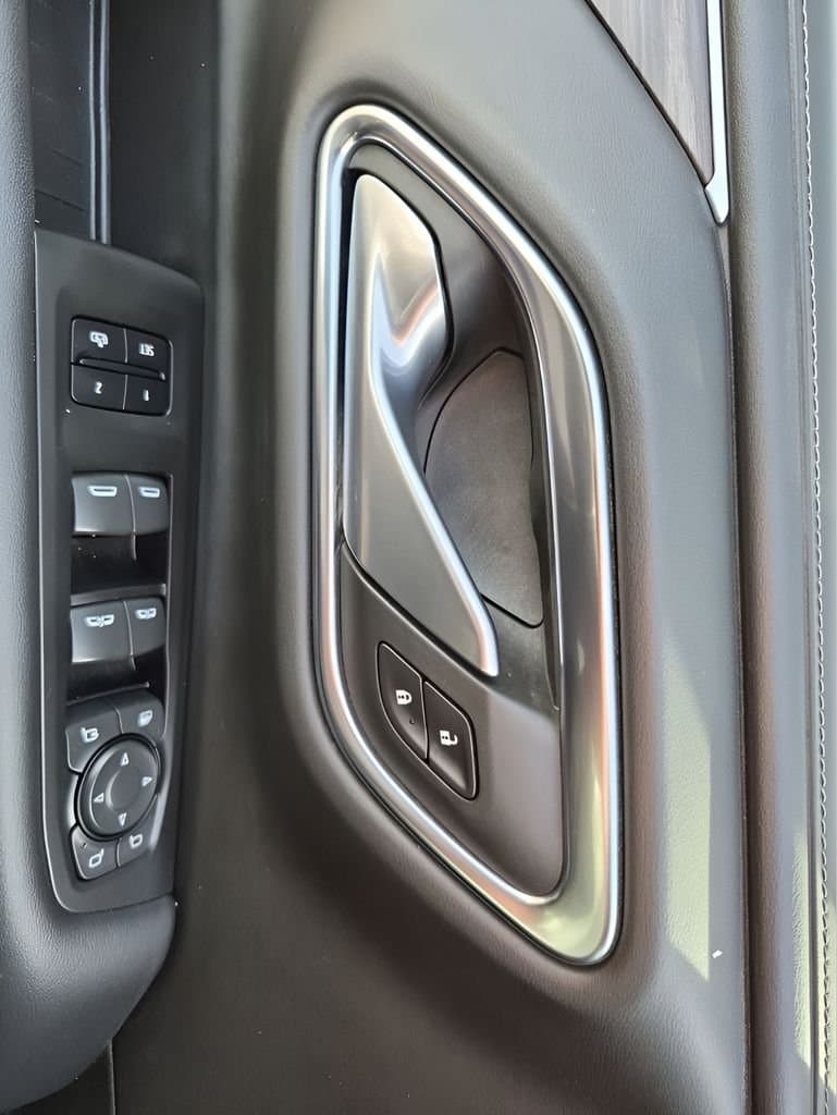 2022 Chevrolet Tahoe - Image 27