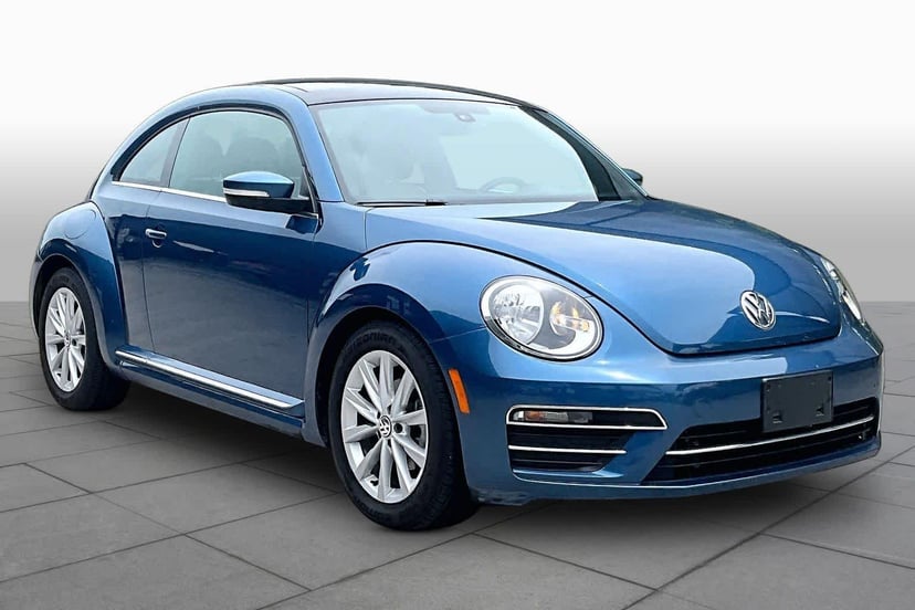 2018 Volkswagen Beetle - Image 3