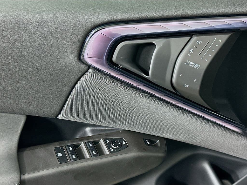 2025 BMW X3 - Image 20