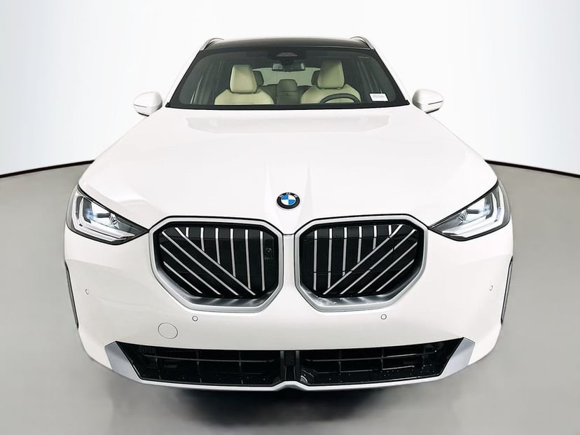 2026 BMW X3 - Image 2