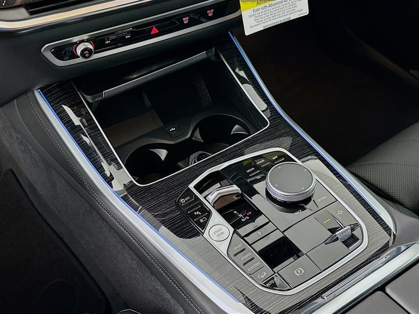 2026 BMW X5 - Image 15