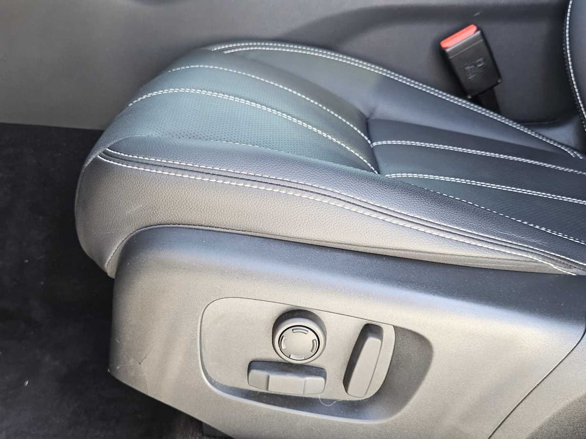 2022 Land Rover Range Rover Velar - Image 21