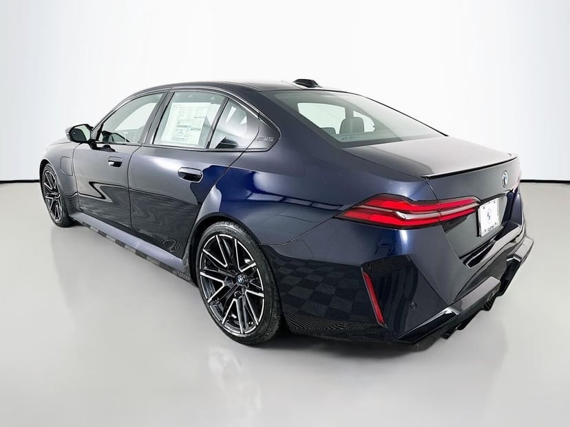 2026 BMW M5 - Image 7