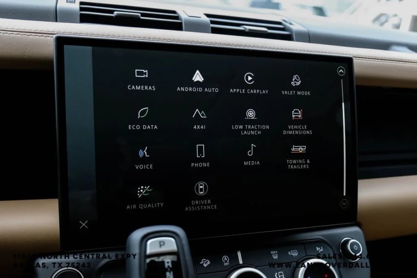 2026 Land Rover Defender 110 - Image 34