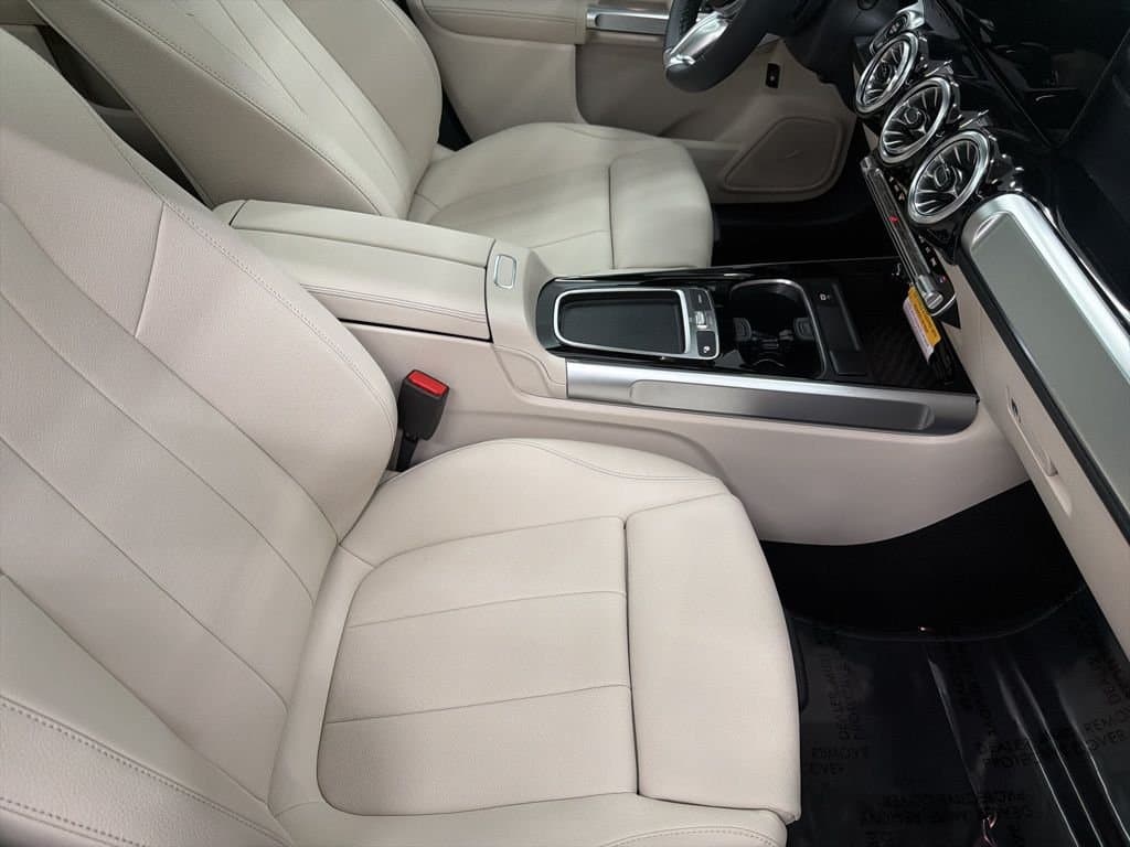 2026 MERCEDES-BENZ GLB - Image 31