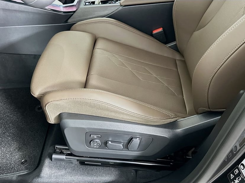 2025 BMW X3 - Image 21