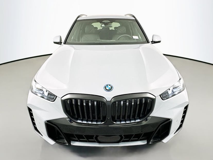 2026 BMW X5 - Image 2