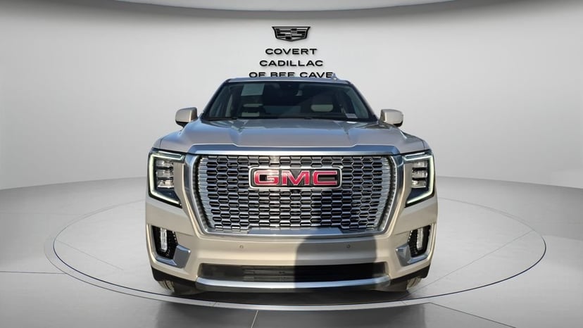 2023 GMC Yukon XL - Image 2