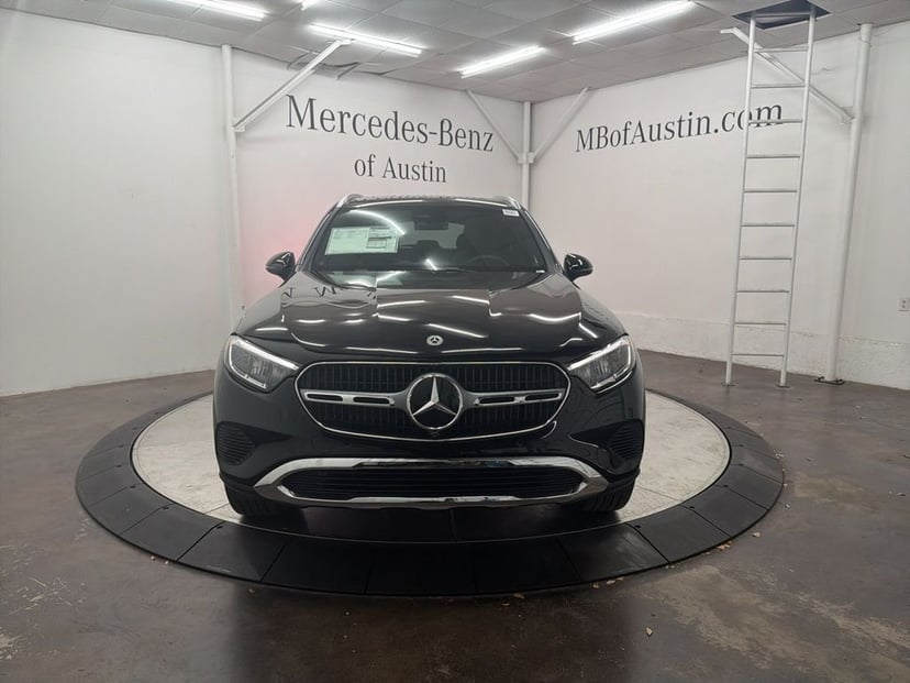 2026 Mercedes-Benz GLC - Image 2