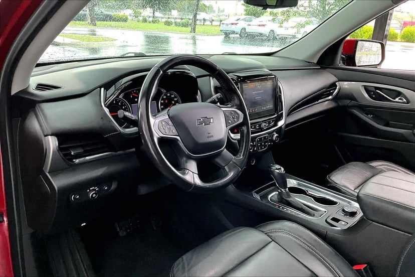 2020 Chevrolet Traverse - Image 18