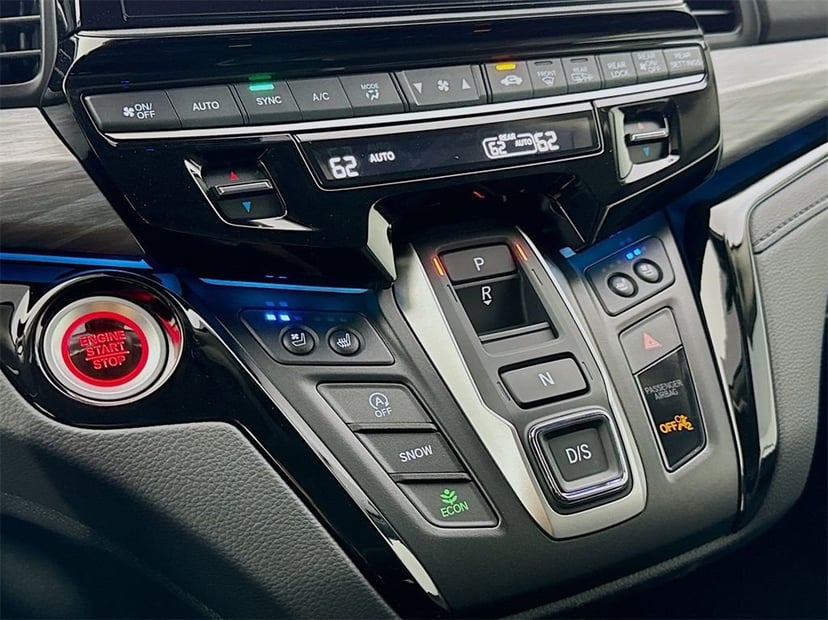2026 Honda Odyssey - Image 25