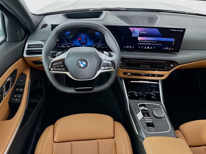 2025 BMW 3 Series - Image 23
