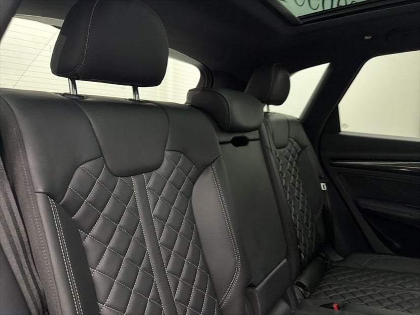 2020 Audi SQ5 - Image 26