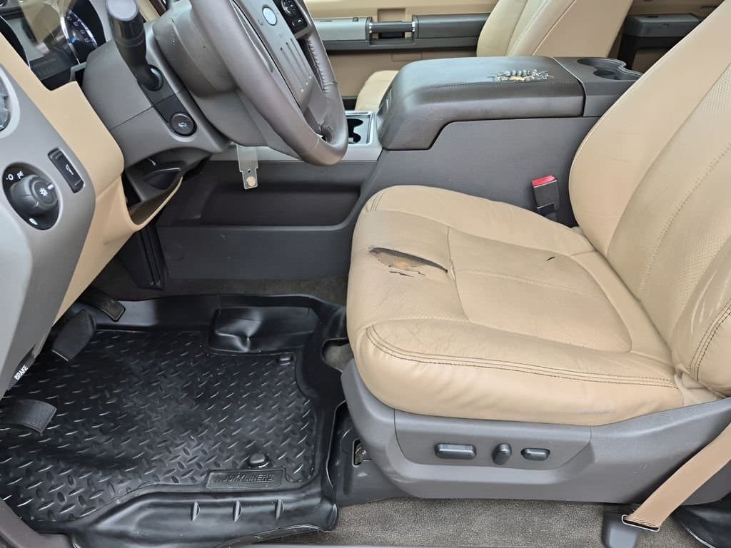 2015 Ford F-250SD - Image 31