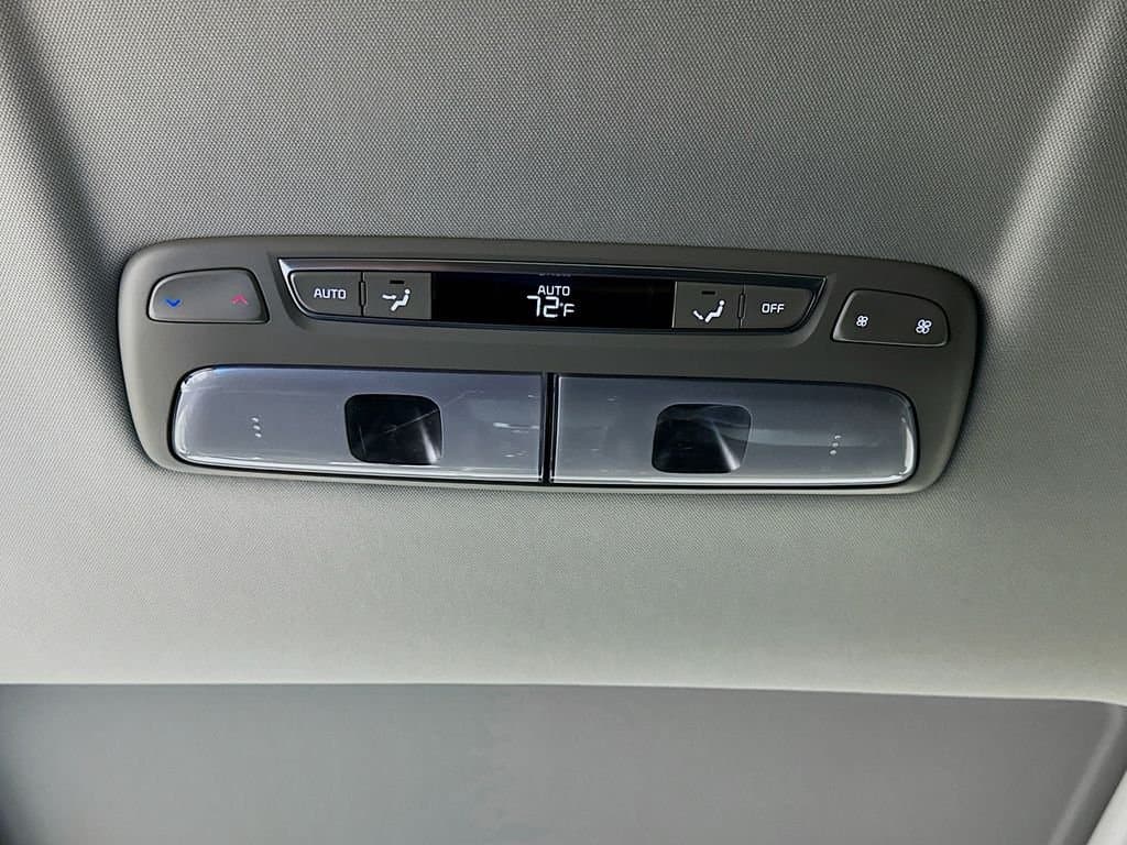 2021 Kia Telluride - Image 27