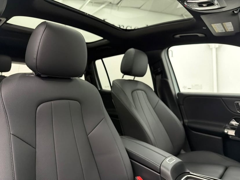 2026 Mercedes-Benz GLB - Image 64