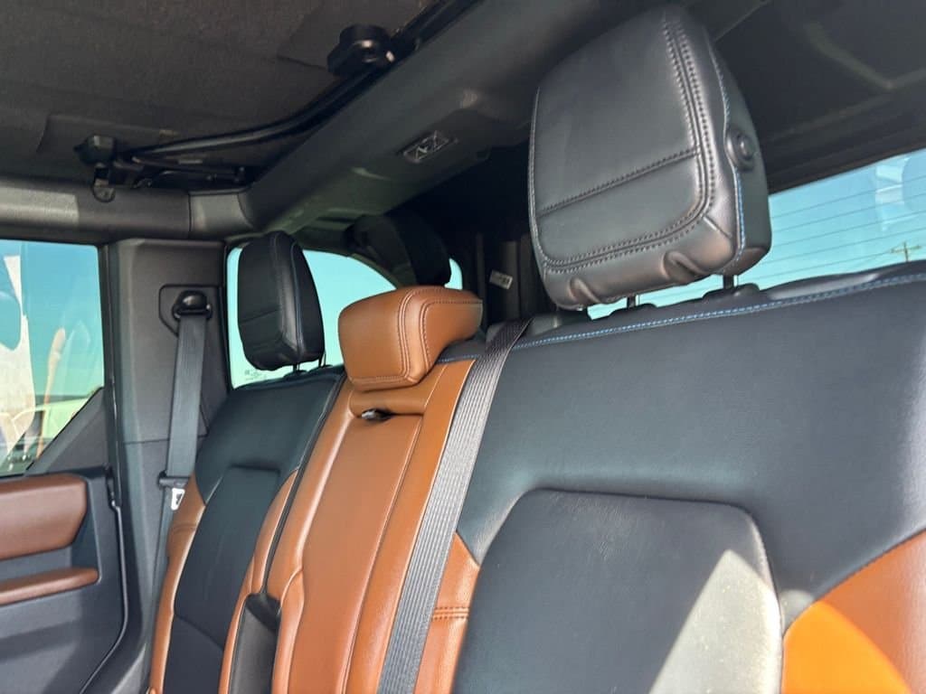 2023 Ford Bronco - Image 27