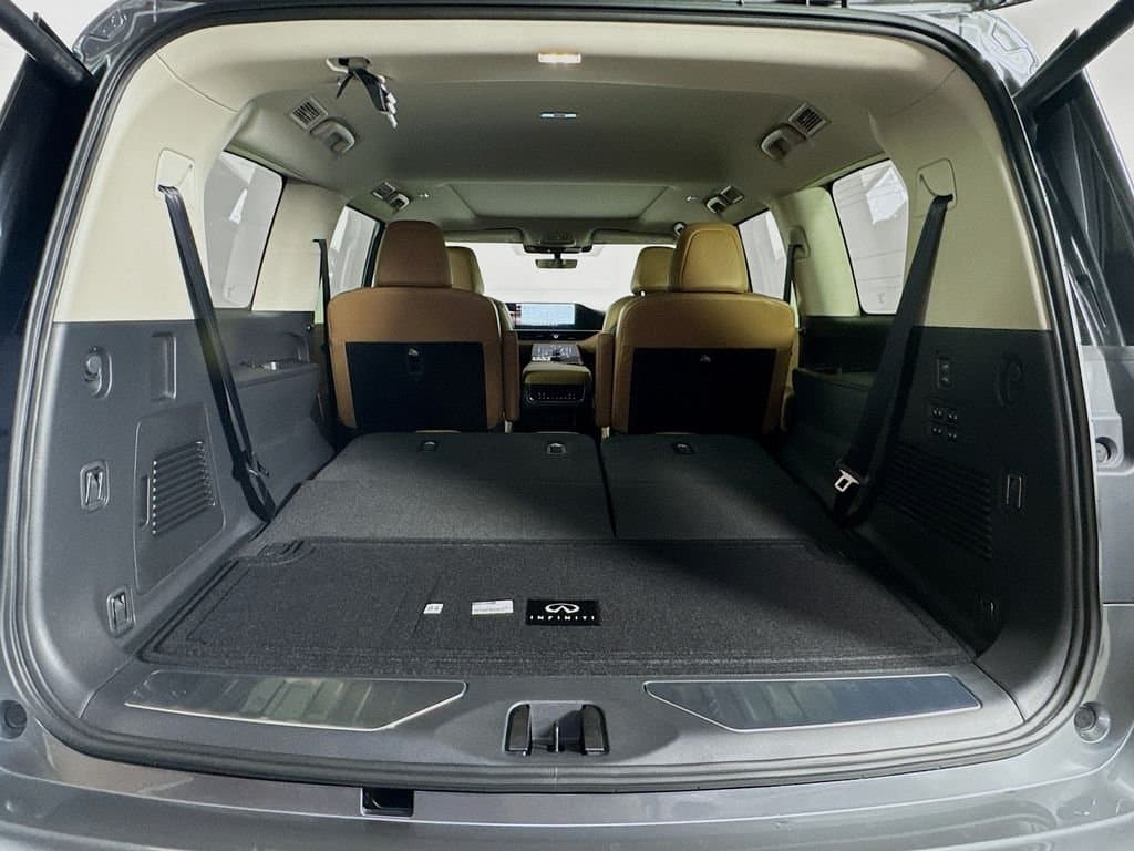 2026 INFINITI QX80 - Image 32