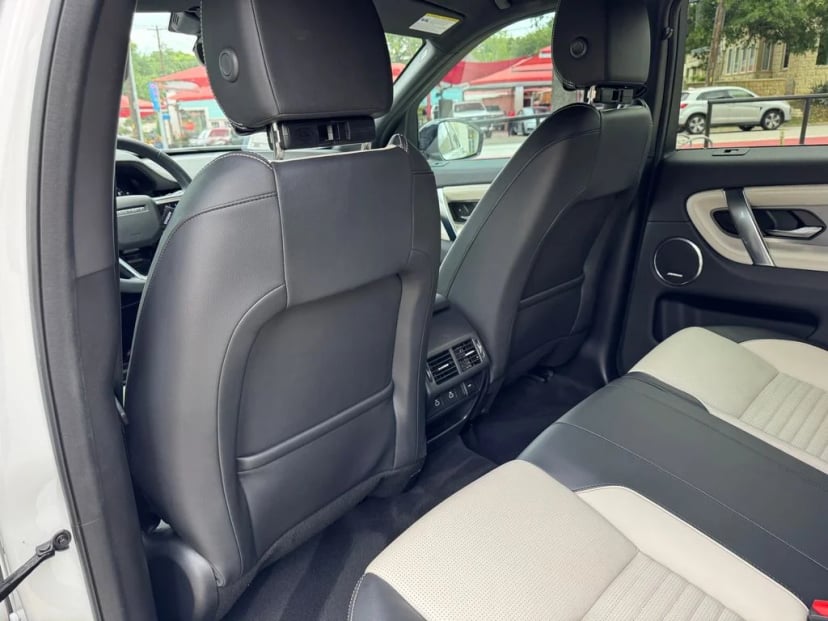 2025 Land Rover Discovery Sport - Image 21