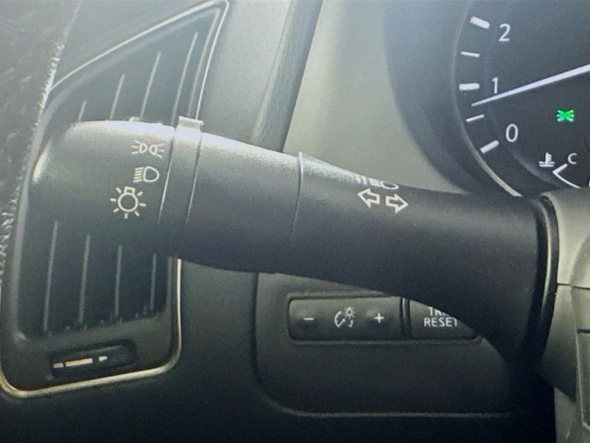 2021 INFINITI Q60 - Image 14