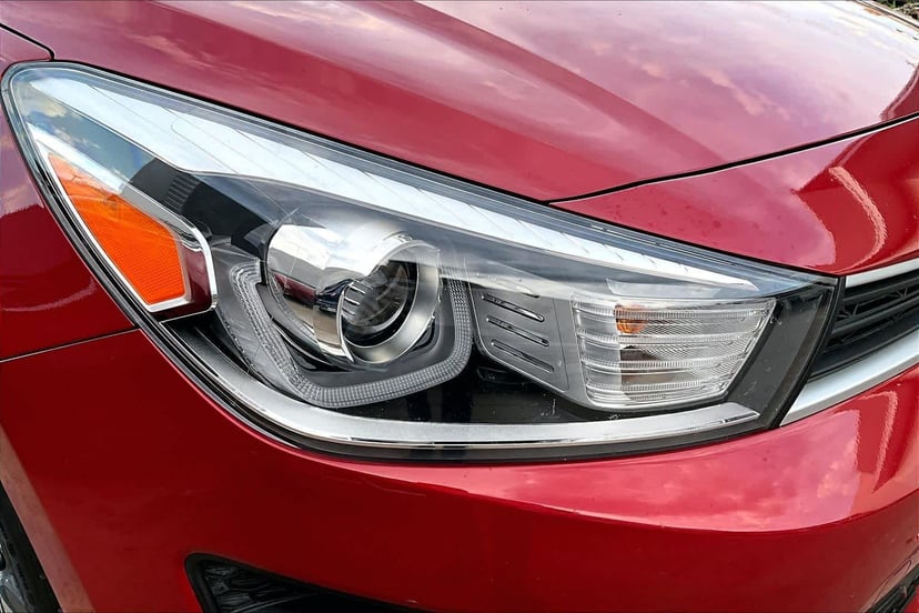 2023 Kia Rio 5-Door - Image 26