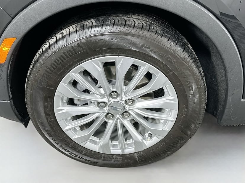 2024 Cadillac XT4 - Image 31