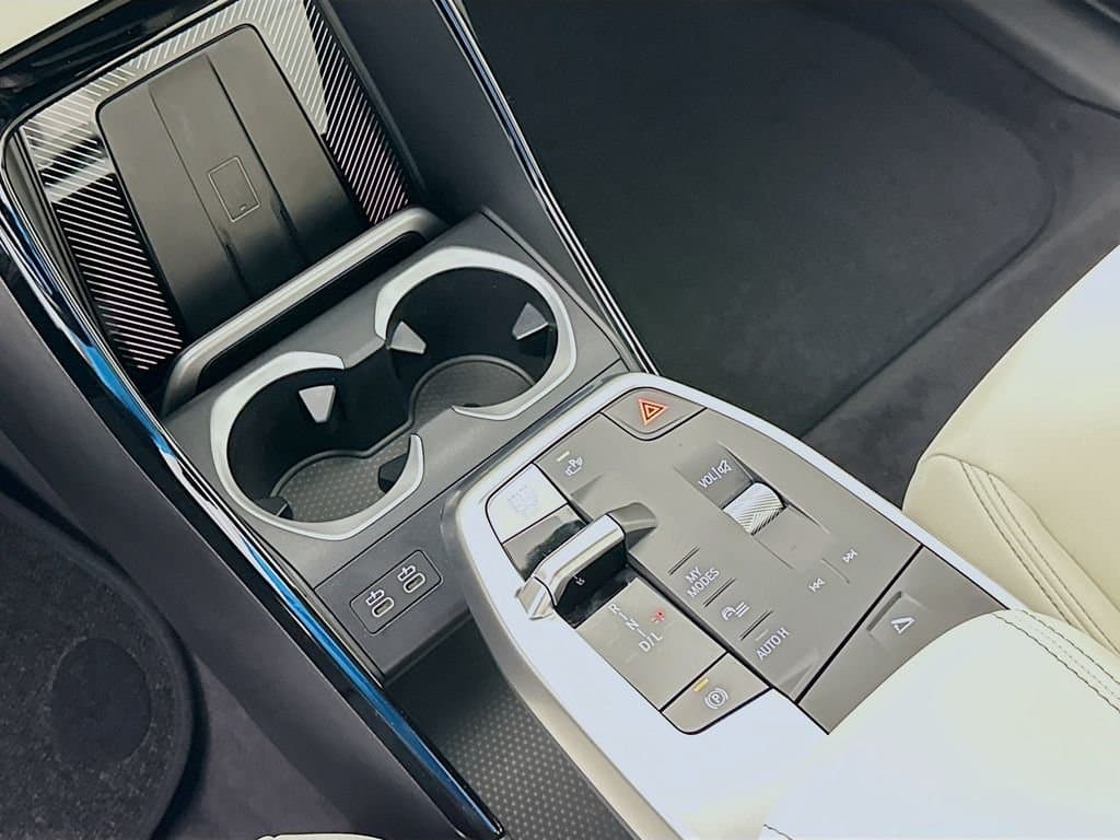 2026 BMW X1 - Image 15