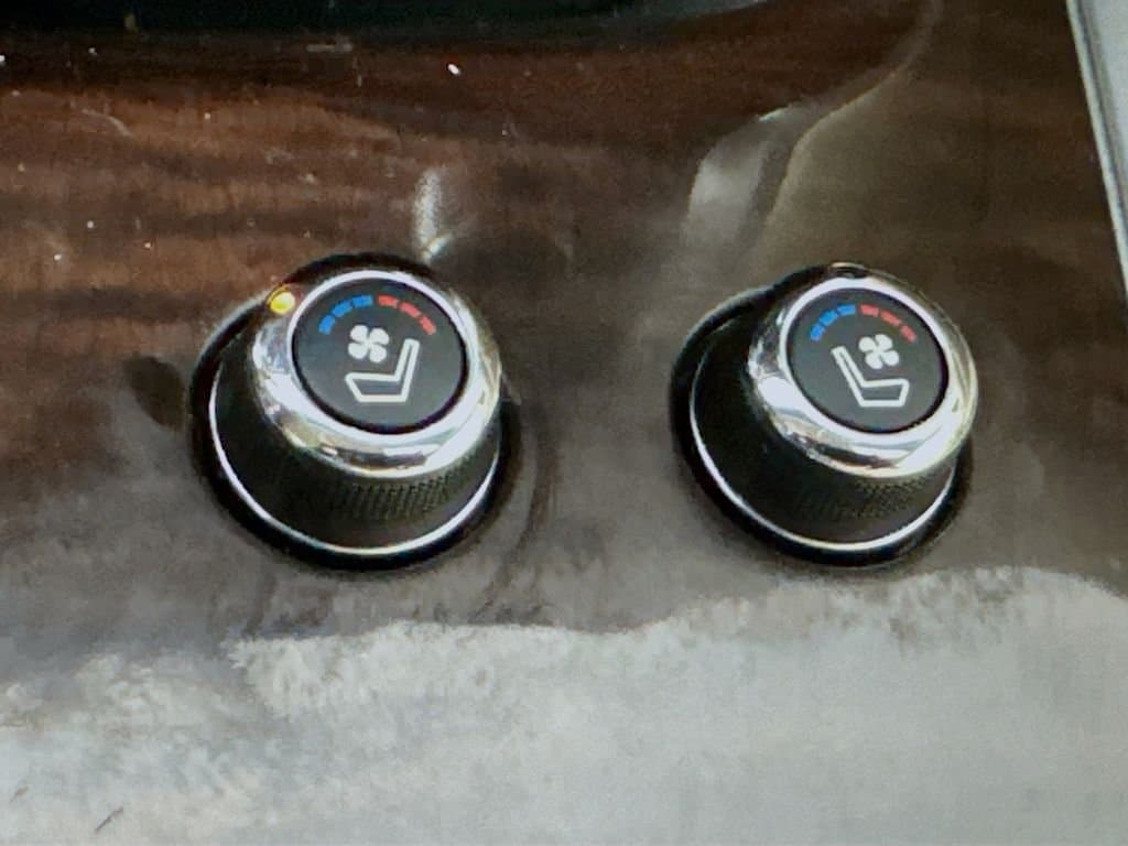 2013 NISSAN Pathfinder - Image 26