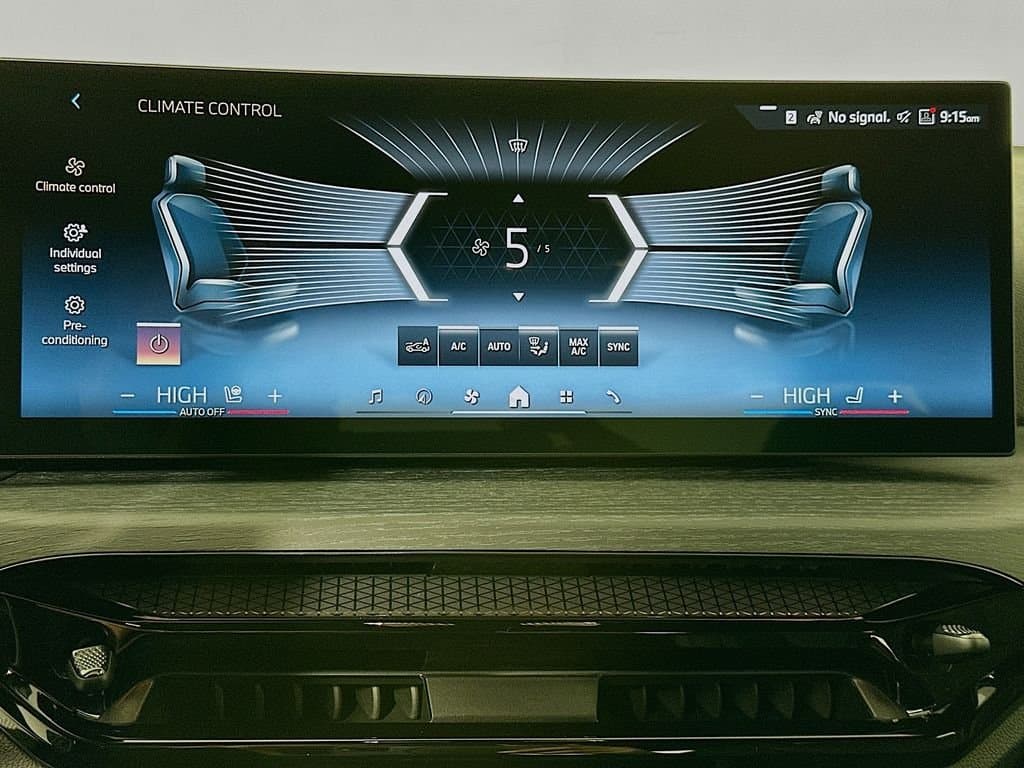 2026 BMW 3 Series - Image 14