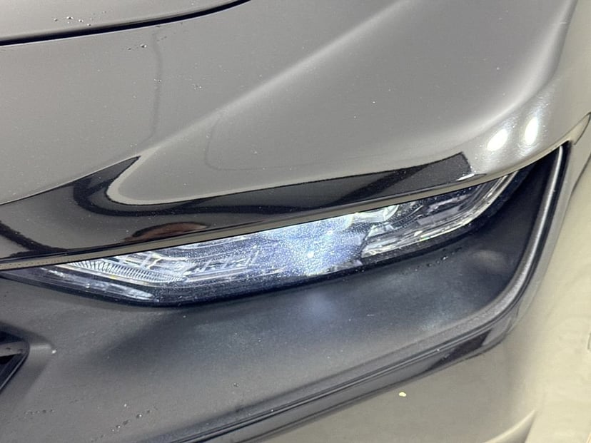 2019 Chevrolet Camaro - Image 37