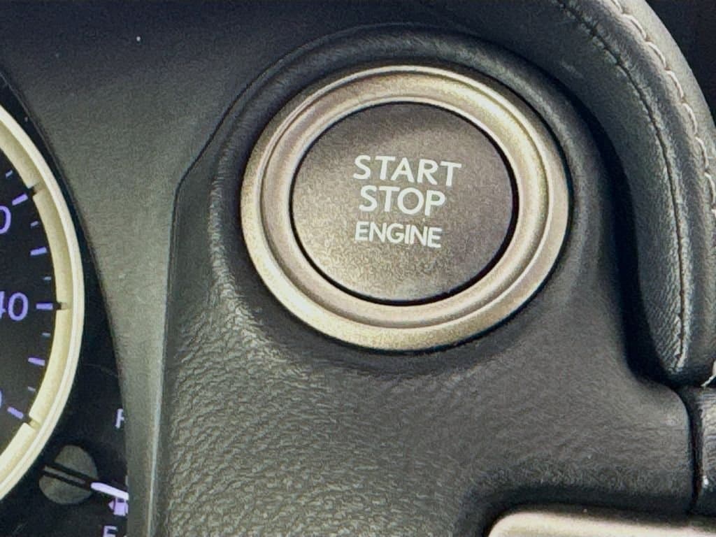 2014 LEXUS IS - Image 20