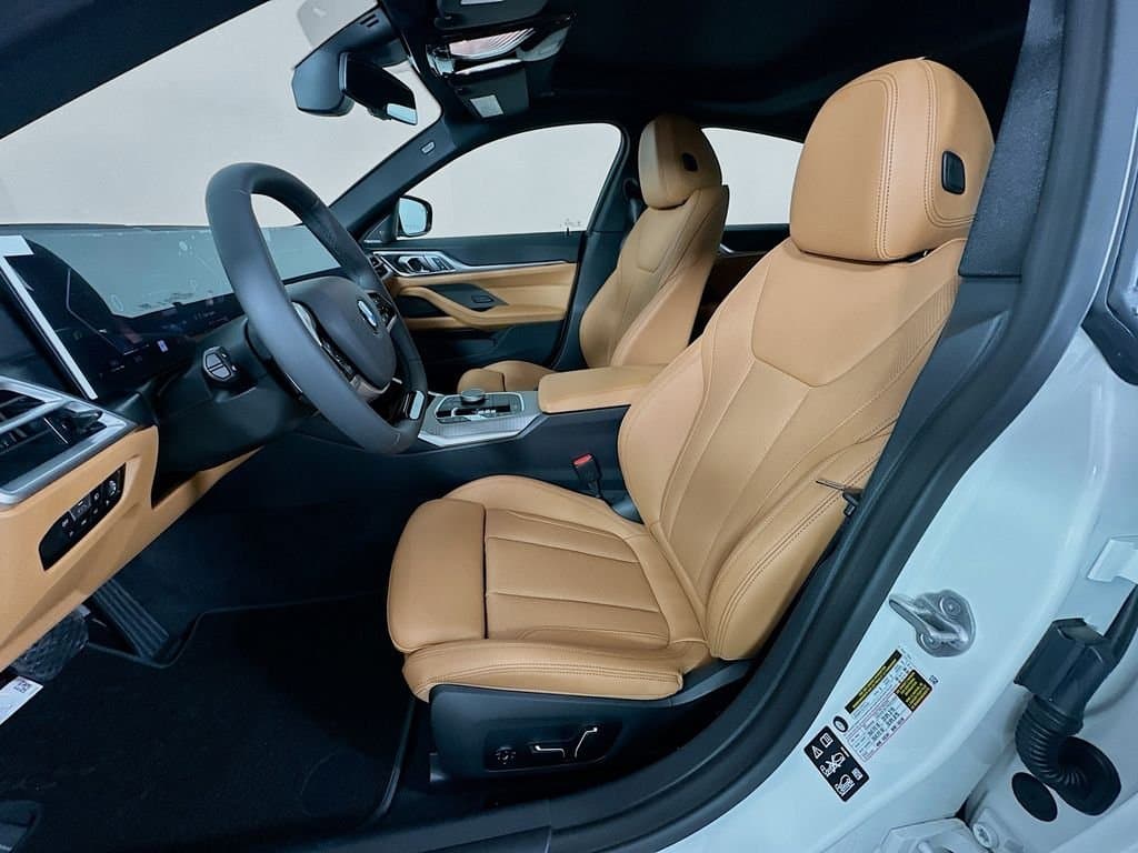 2026 BMW 4 Series - Image 16