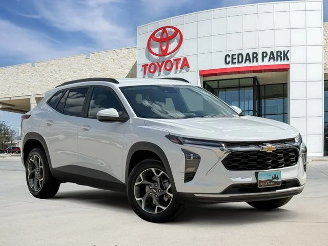 2025 Chevrolet Trax - Image 1