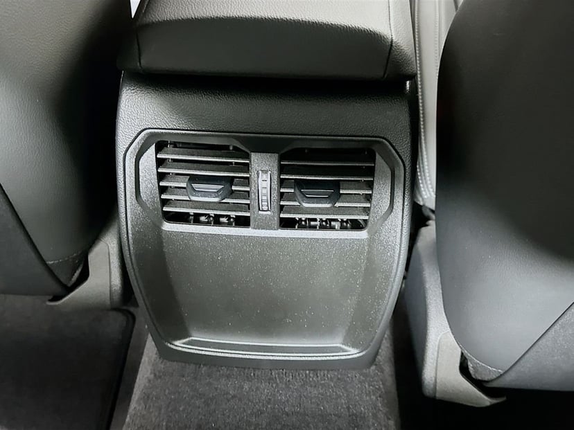 2026 BMW 4 Series - Image 18