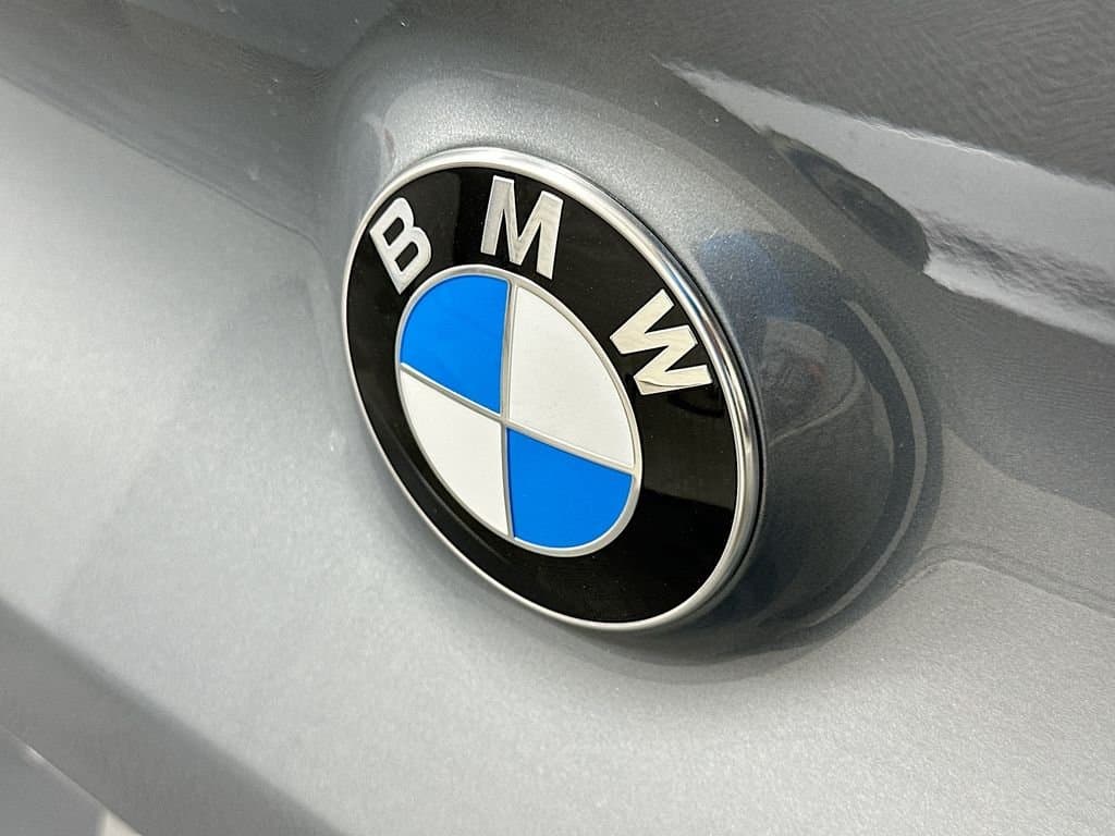 2026 BMW 8 Series - Image 21