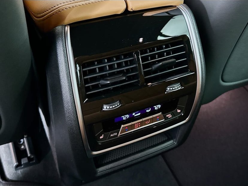 2026 BMW X5 - Image 18