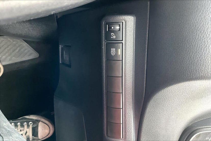 2024 Toyota Corolla - Image 33