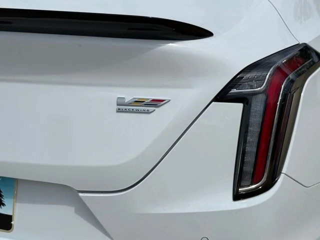 2023 Cadillac CT4 - Image 34