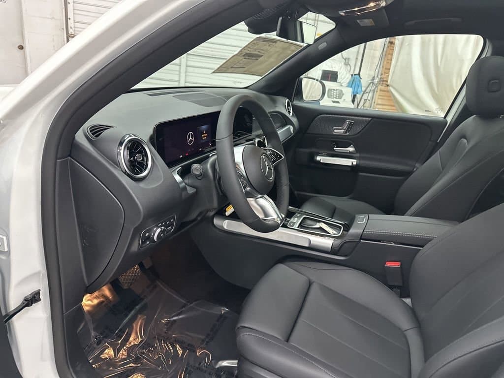 2026 MERCEDES-BENZ GLB - Image 43