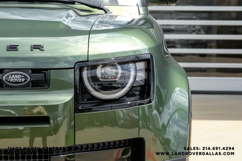 2026 Land Rover Defender 110 - Image 51