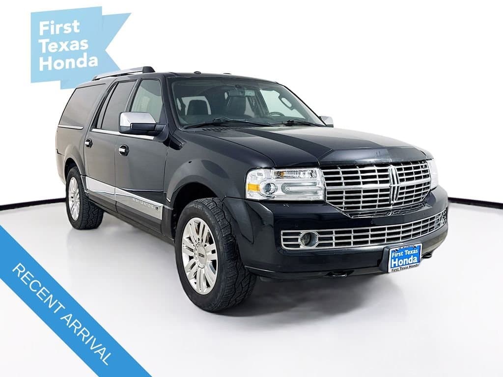 2013 LINCOLN Navigator - Image 2