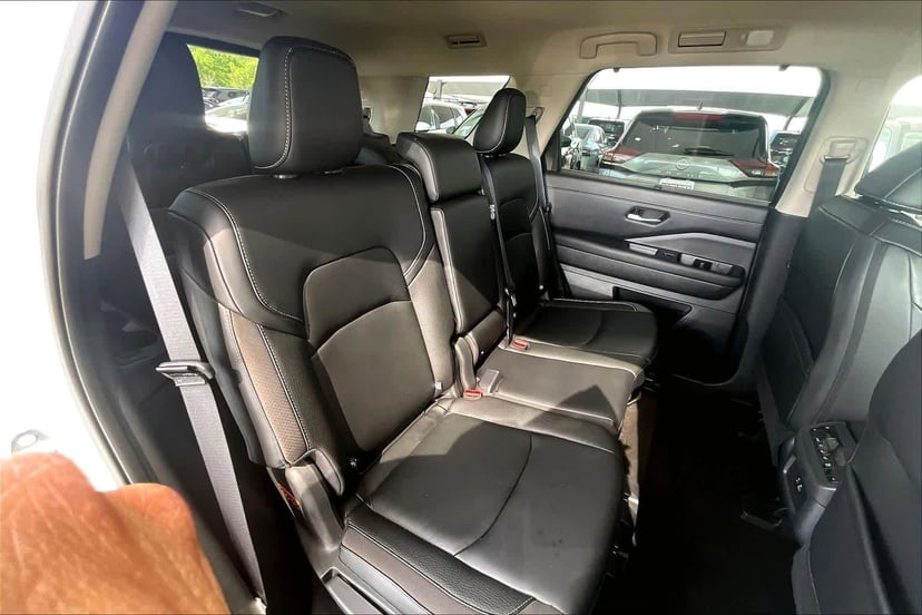 2023 Nissan Pathfinder - Image 20